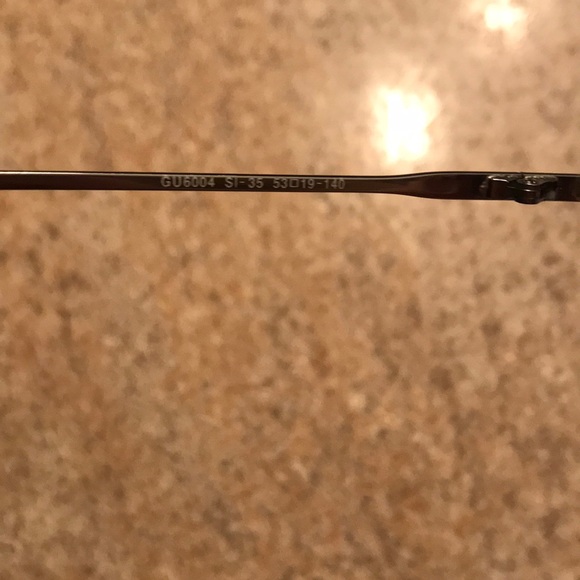 GUESS SUNGLASSES - Picture 4 of 6